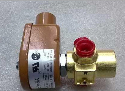 英格索兰空压机断油电···