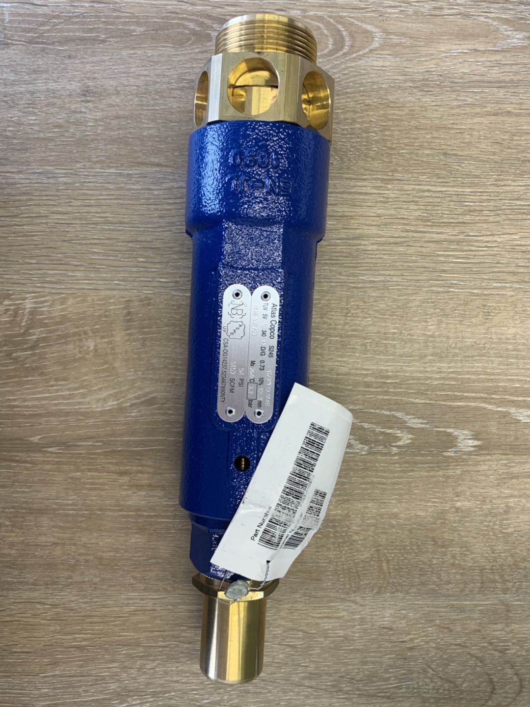 阿特拉斯空压机安全阀···